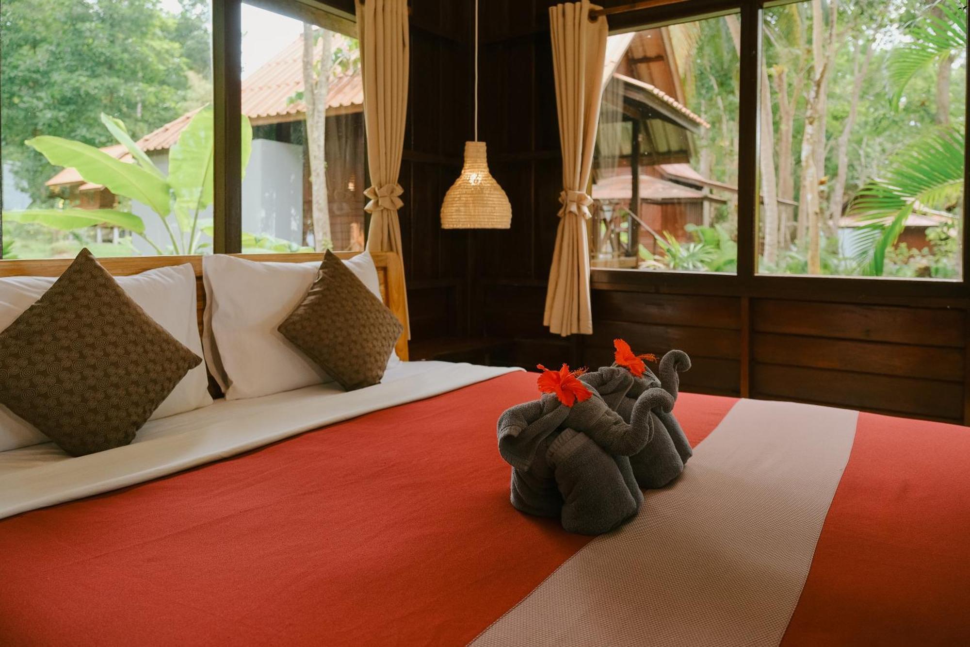 Joy Bungalow Resort And Restaurant Koh Jum Exteriér fotografie