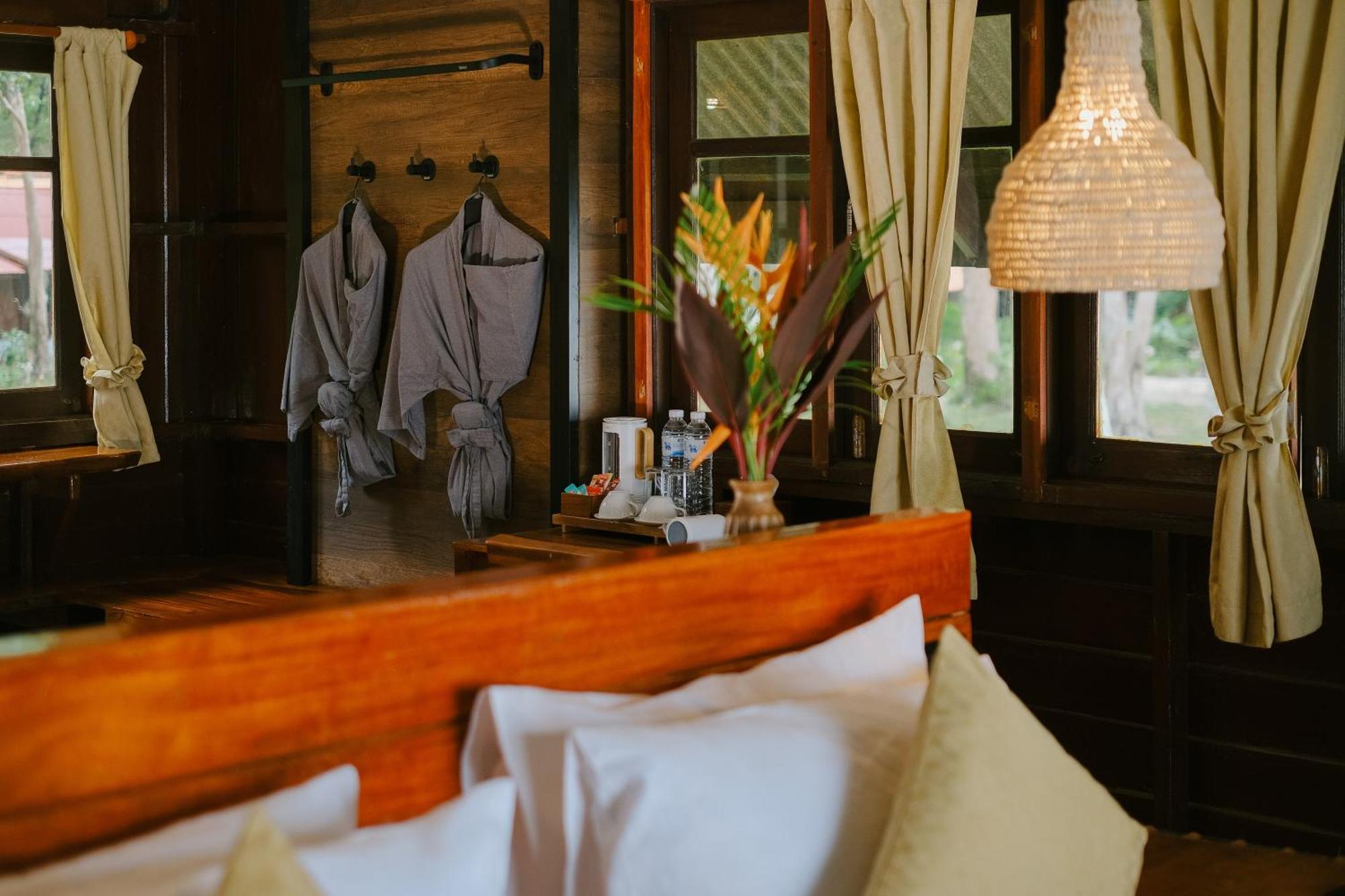 Joy Bungalow Resort And Restaurant Koh Jum Exteriér fotografie